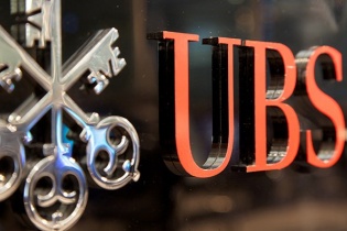 Gian lận thuế, ngân hàng UBS bị Pháp phạt nặng