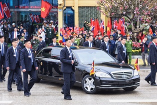 Lá chắn thép của Chủ tịch Triều Tiên Kim Jong-un - Mercedes S600 Pullman Guard