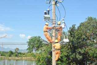 Được áp dụng chỉ định thầu với gói thầu di dời đường dây điện?