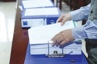 Nhà thầu được bổ sung lại giấy ủy quyền khi thay đổi người đại diện pháp luật?