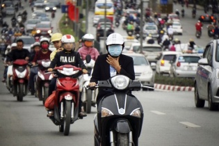 Dự báo thời tiết hôm nay 2/4: Bắc Bộ trời lạnh, Tây Nguyên và Nam Bộ mưa dông về chiều