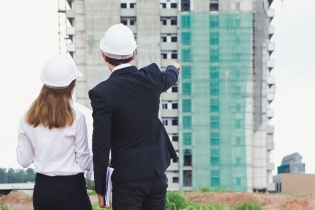 Sống trên đời, ăn và ở là những nỗi lo... mệt mỏi!