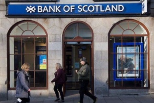 Bank of Scotland bị phạt gần 57 triệu USD