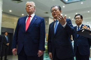 Tổng thống Hàn Quốc Moon Jae-in: Hy vọng được thắp lên cho hơn 80 triệu người dân trên Bán đảo Triều Tiên