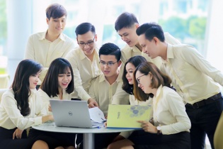 Thaco đang có chiến lược gì khi tuyển dụng nhiều nhân sự cấp cao?