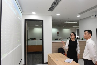 Thị trường chứng khoán: Cổ phiếu ngân hàng, dầu khí xác lập xu hướng tăng