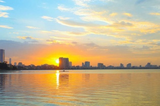 Dự báo thời tiết hôm nay 19/7: Hà Nội có mưa về chiều, Sài Gòn mưa rải rác cả ngày