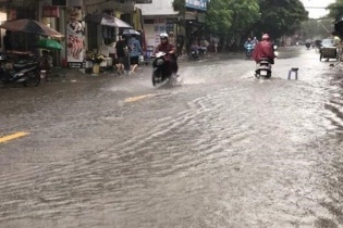 Dự báo thời tiết hôm nay 20/8: Hà Nội, Sài Gòn có mưa rải rác