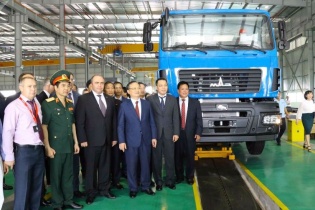 Khánh thành giai đoạn 1 Nhà máy Liên doanh sản xuất và lắp ráp ô tô Maz Asia 
