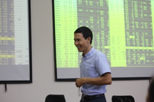 Thị trường chứng khoán: Lạc quan tháng 11