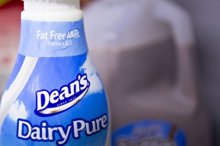 Dean Foods - Nhà sản xuất sữa lớn nhất nước Mỹ nộp đơn xin phá sản 