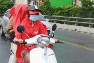 Dự báo thời tiết hôm nay 13/12: Đón không khí lạnh, nhiều nơi có mưa rào