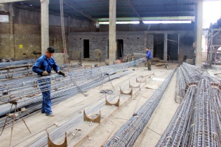 Ứng thầu được dự gói thầu do mình cung cấp dịch vụ tư vấn?