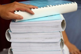 Xử lý ra sao khi một thành viên trong liên danh dự thầu cung cấp hồ sơ không trung thực?
