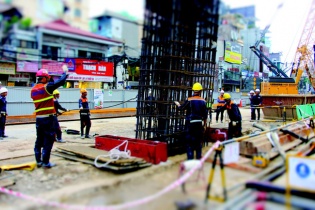 FECON, Chứng khoán VietinBank dành tiền gom mua hàng triệu cổ phiếu quỹ