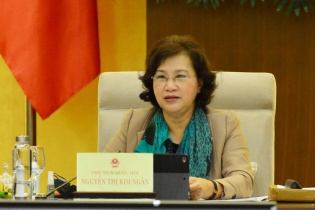 Thường vụ Quốc hội luôn đồng hành cùng Chính phủ chống dịch COVID-19