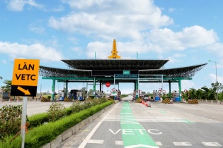 Đảm bảo 100% trạm thu phí phải có làn thu phí điện tử không dừng