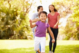 Bí quyết nuôi dạy những đứa trẻ hạnh phúc