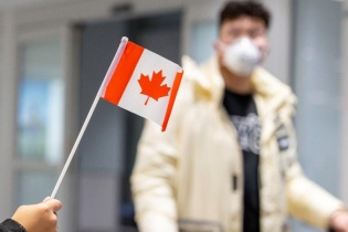 Canada tung gói cứu trợ hơn 52 tỷ USD ứng cứu nền kinh tế suy sụp bởi COVID-19