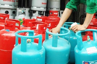 Giá gas tháng 5 tăng mạnh 34.000 đồng/bình 12kg