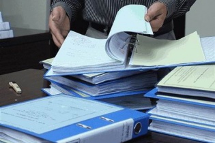 Nhà thầu phải nộp xác nhận của cơ quan thuế?