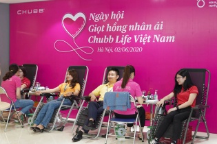 Chubb Life Việt Nam: Chung tay vì cộng đồng, mỗi giọt hồng là một sẻ chia