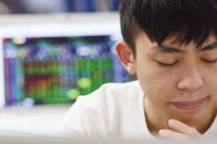 Thị trường chứng khoán: Quyết đặt niềm tin vào tham vọng của doanh nghiệp, nhà đầu tư mất tiền