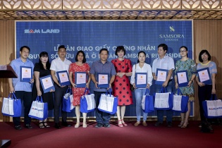 Cư dân Samsora Riverside nhận sổ hồng từ chủ đầu tư Samland