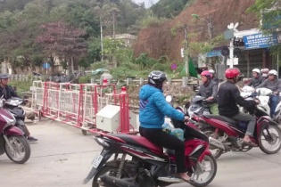 Hà Nội: Chi gần 14,7 tỷ đồng cải tạo hạ tầng các đường ngang mất an toàn