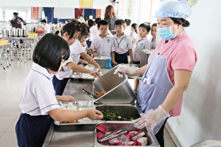 "Bữa ăn học đường" giúp nâng cao chất lượng dinh dưỡng học đường tại TP.HCM