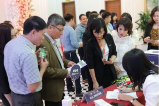 Sky Hotel phiên bản giới hạn "hút hàng" ngày mở bán