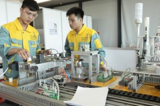 Báo cáo tương lai việc làm 2020: Cần hỗ trợ đào tạo lại kỹ năng và nâng cao kỹ năng cho người lao động