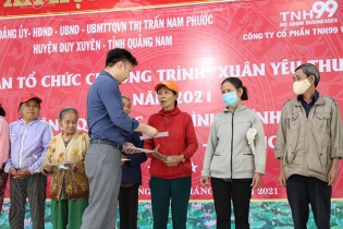 Mang mùa Xuân về với người dân xứ Quảng