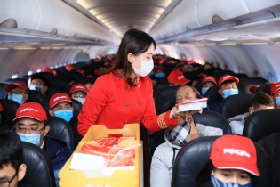 Vietjet "xông đất" sân bay Vân Đồn năm mới Tân Sửu