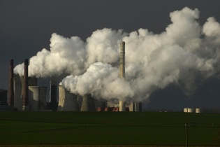 Lượng phát thải khí CO2 đang tăng mạnh trở lại