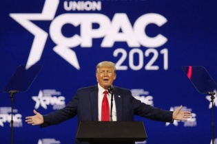 Ông Donald Trump sửa soạn trở lại vũ đài chính trị?