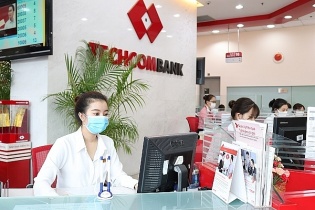 Ngân hàng TMCP Kỹ thương Việt Nam thông báo về việc chấm dứt hoạt động hai Trung tâm