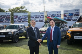 "Vua bán tải" Ford Ranger lắp ráp tại Việt Nam chính thức "ra lò"