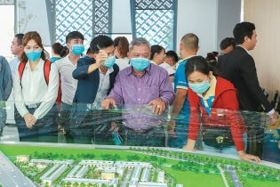 Tiến về vùng ven - cuộc chơi lớn nhiều thách thức