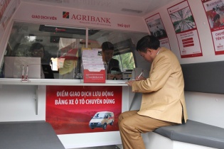 Agribank gia tăng nhiều tiện ích sản phẩm dịch vụ cho khách hàng trong mùa dịch