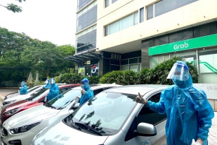 Grab Việt Nam triển khai đội xe phục vụ y tế, hỗ trợ công tác phòng chống dịch Covid-19 tại Hà Nội