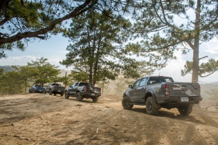 Các chế độ lái giúp xe bán tải chinh phục mọi dạng địa hình như thế nào?