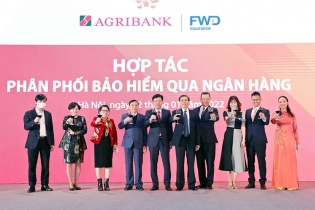 Agribank và FWD Việt Nam triển khai hợp tác về phân phối bảo hiểm qua ngân hàng 