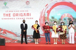 Vinhomes bàn giao căn hộ The Origami tới tay những cư dân đầu tiên