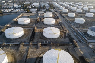 Mỹ và OPEC chưa tăng sản lượng khai thác dầu
