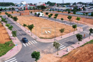 Nhà đầu tư sốt sắng chuyển hóa dòng tiền về đất nền khi lạm phát tăng cao