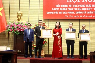 HDMon Holdings vinh dự đón nhận Huân chương Lao động hạng Ba