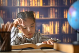 Học hè, xin đừng ép con!  