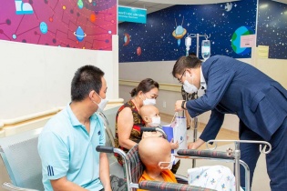 Shinhan Life Việt Nam hỗ trợ bệnh nhi tại Bệnh viện Nhi đồng TP.HCM