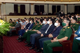 Trao giải cuộc thi viết về "Bảo vệ nền tảng tư tưởng của Đảng trong tình hình mới"